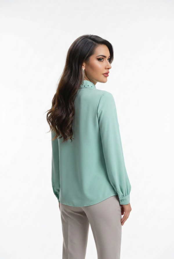 1781696602517-16agly9 İnci Detaylı Yaka Vual Bluz - Mint Yeşili Kadın Ofis Bluzu